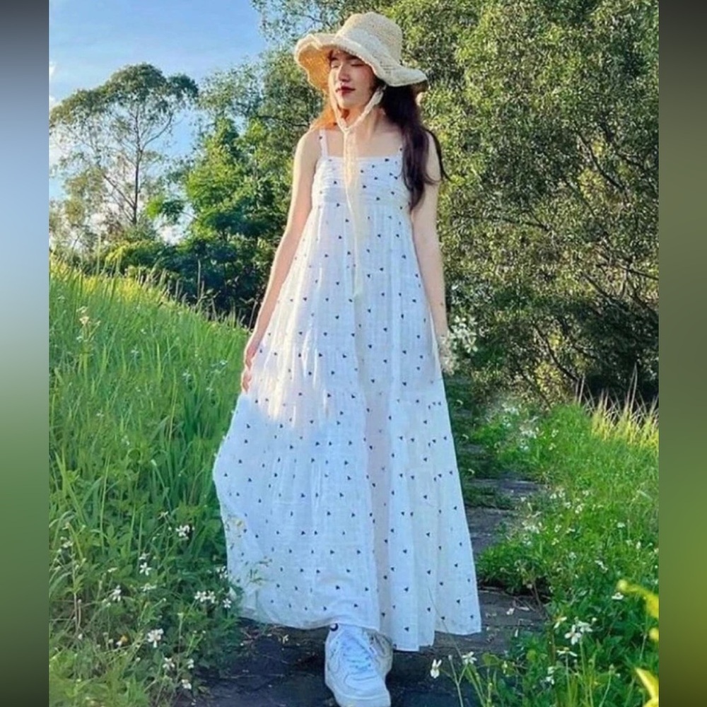 ZARA WOMAN WHITE
NAVY EMBROIDERED maxi dress blog fav spring M boho cottage $98